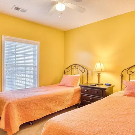 522 Ironwood Condo